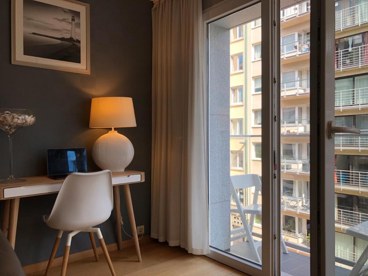 Modern Apartment At 2 Steps From Beach Oostende Eksteriør bilde